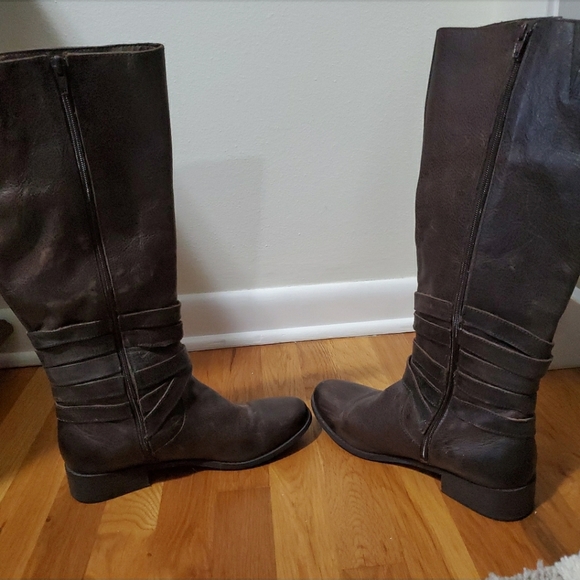 Kenneth Cole Reaction brown riding boots - Picture 3 of 10